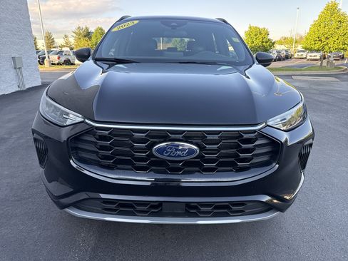 Used 2023 Ford Escape ST-Line AWD/4WD image 12
