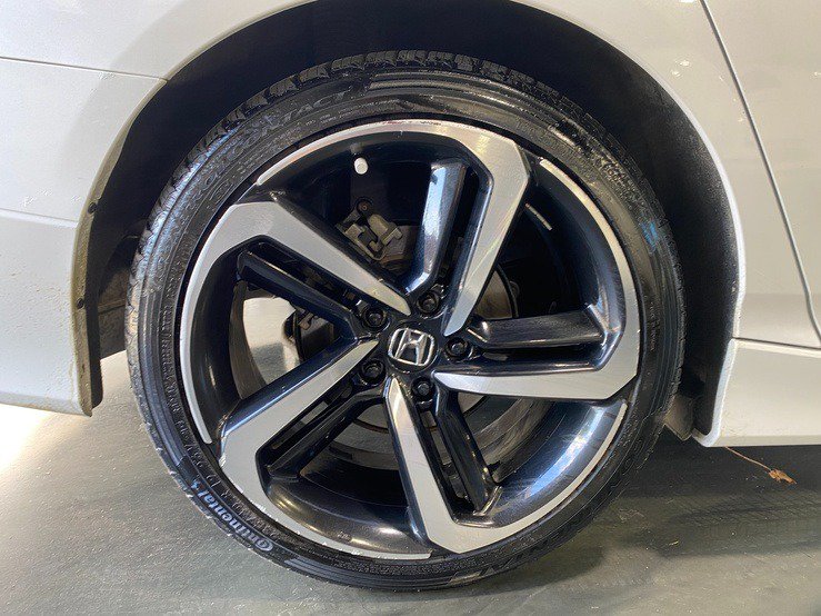 Used 2020 Honda Accord Sport image 9