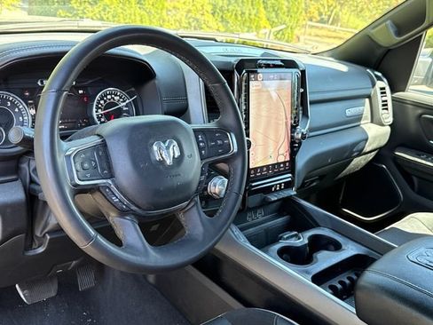 Used 2025 RAM 1500 Laramie AWD/4WD image 15