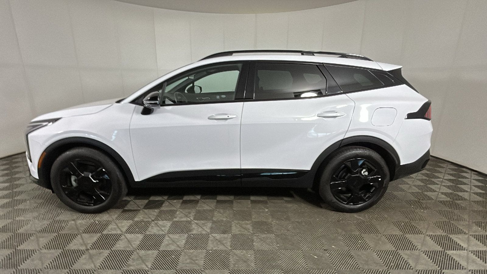 Used 2026 Kia Sportage X-Line w/ X-Line Premium Package AWD/4WD image 7