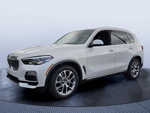 Used 2020 BMW X5 sDrive40i w/ Premium Package RWD image 2