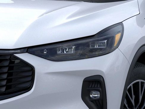 New 2025 Ford Escape SE w/ PHEV Premium Package image 19