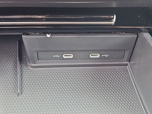 New 2026 Volkswagen Atlas SE image 11