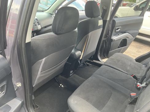 Used 2009 Mitsubishi Outlander ES image 35