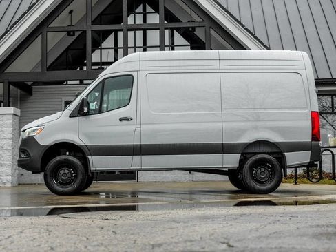 New 2026 Mercedes-Benz Sprinter 2500 image 3