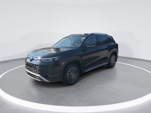 New 2025 Volkswagen Tiguan S image 4