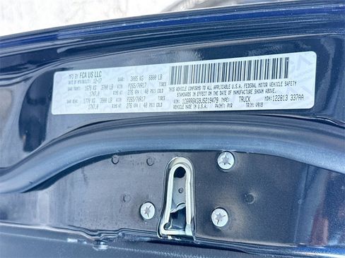 Used 2018 RAM 1500 Express image 36