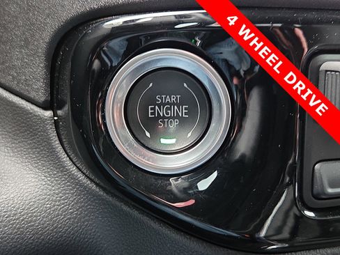 Used 2024 Chevrolet Silverado 1500 LT Trail Boss w/ LT Trail Boss Premium Package image 20