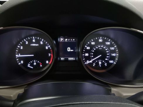 Used 2017 Hyundai Santa Fe Sport FWD image 19