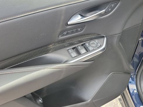Used 2019 Cadillac XT4 Sport w/ Enhanced Visibility Package AWD/4WD image 21