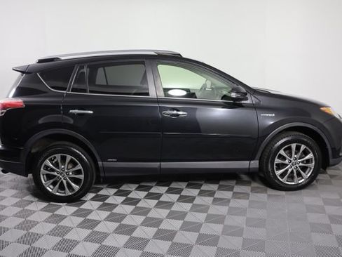 Used 2017 Toyota RAV4 Limited w/ Advanced Technology Package AWD/4WD image 9