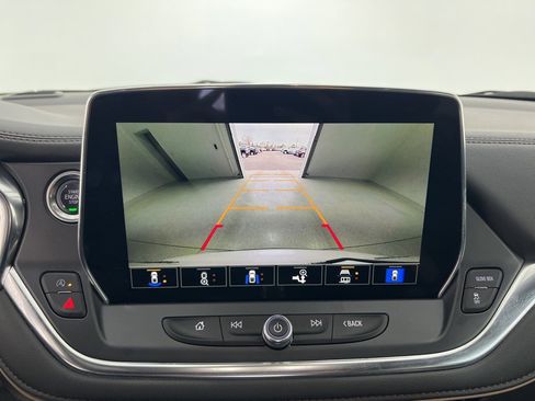 Used 2025 Chevrolet Blazer Premier w/ Driver Confidence II Package image 47