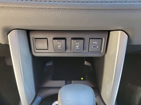 Used 2025 Toyota Corolla Cross AWD Hybrid w/ Convenience Package image 33