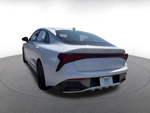 Used 2025 Kia K5 LXS FWD image 10