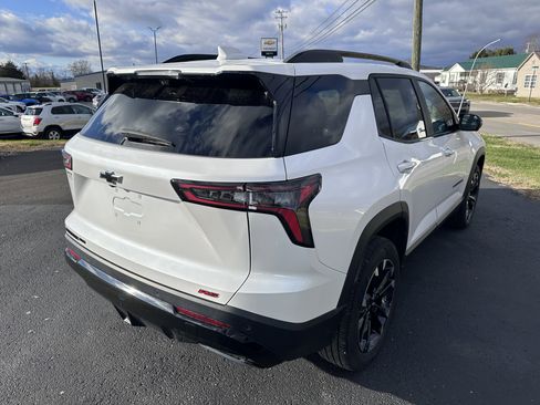 Used 2025 Chevrolet Equinox RS w/ Safety and Technology Package image 3