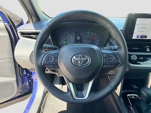Used 2023 Toyota Corolla Cross AWD Hybrid image 37