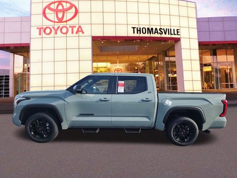 New 2025 Toyota Tundra SR5 w/ SR5 Premium Package AWD/4WD image 8