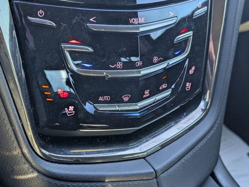 Used 2014 Cadillac CTS Luxury image 12