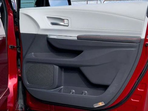 Certified 2023 Toyota Sienna XSE w/ XSE Plus Package image 22