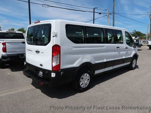 Used 2019 Ford Transit 350 XLT RWD image 5