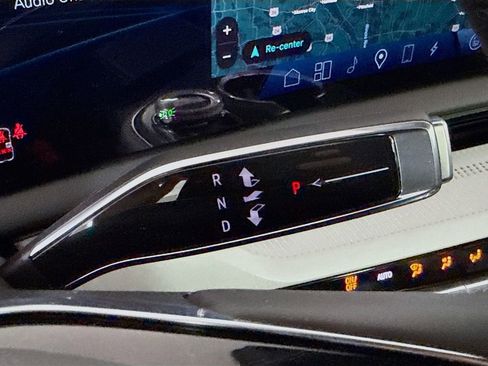 New 2026 Cadillac Optiq Luxury 1 image 17