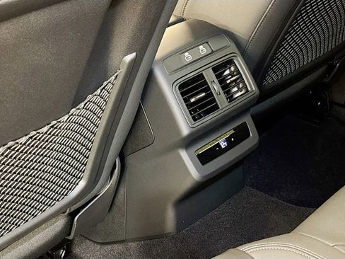 New 2025 Audi Q5 Premium Plus image 17