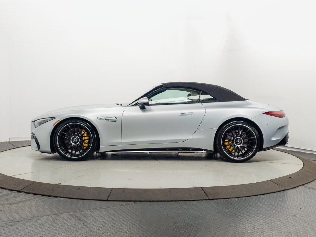 Certified 2025 Mercedes-Benz SL 63 AMG 4MATIC image 4