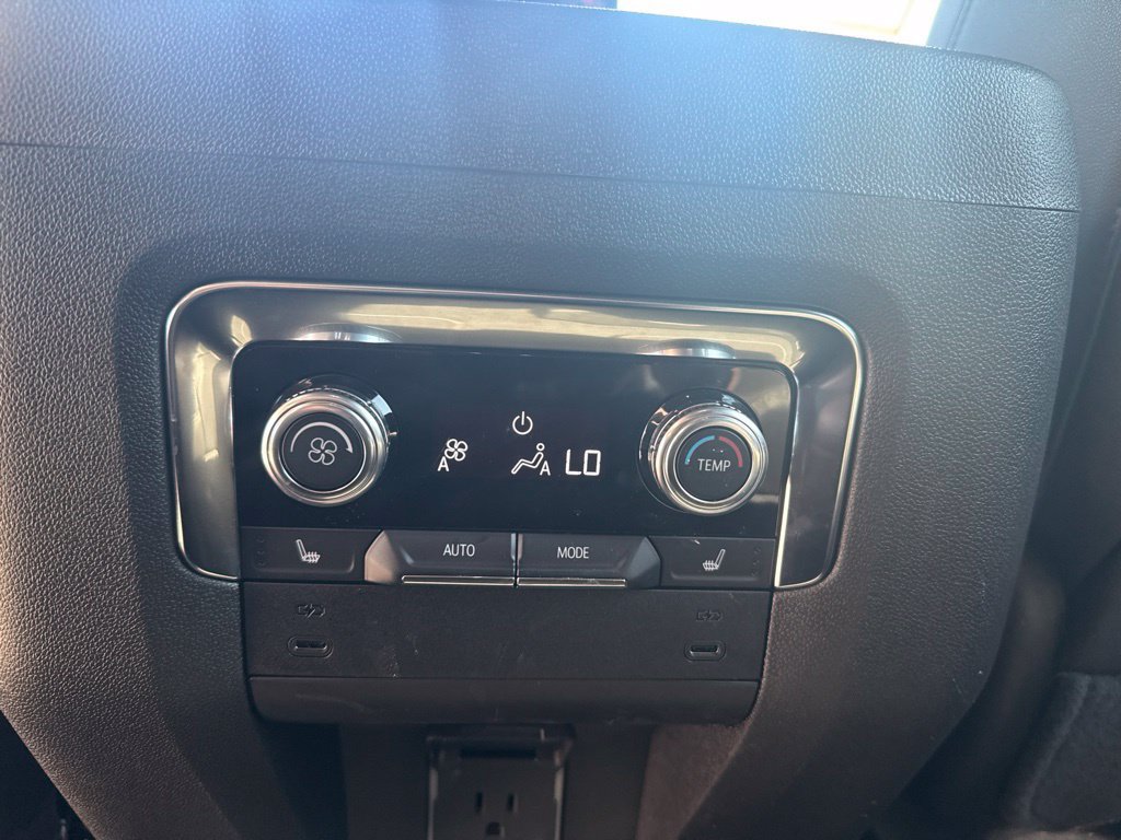 Used 2026 GMC Yukon Elevation AWD/4WD image 20