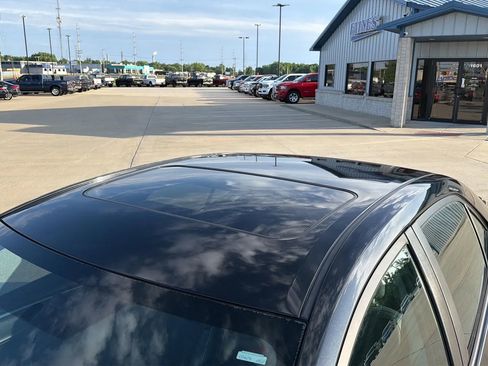Used 2016 Toyota Corolla S FWD image 73