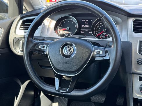 Used 2017 Volkswagen Golf Wolfsburg Edition image 13