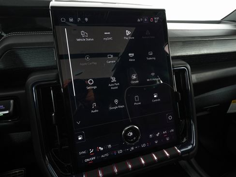 Used 2025 GMC Yukon AT4 Ultimate image 29