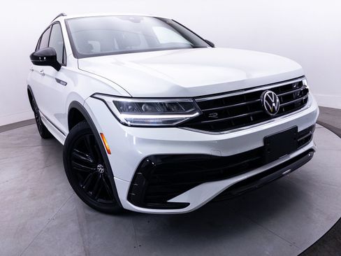 Used 2022 Volkswagen Tiguan SE R-Line FWD image 5