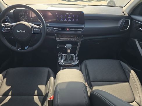 New 2026 Kia Seltos EX image 12