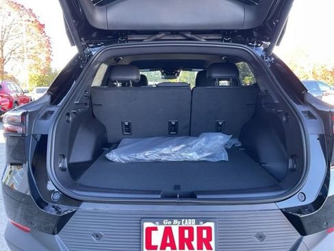 New 2026 Chevrolet Equinox EV LT image 13