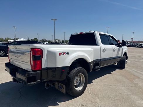 Used 2024 Ford F350 King Ranch AWD/4WD image 3