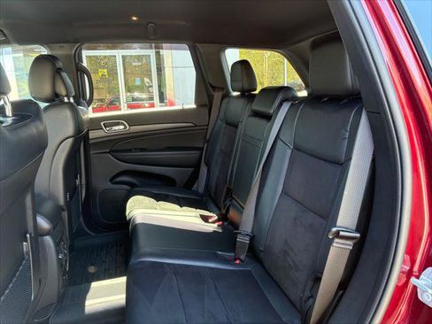 Certified 2021 Jeep Grand Cherokee Laredo X AWD/4WD image 12
