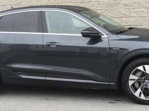 Certified 2020 Audi e-tron Premium Plus AWD/4WD image 3