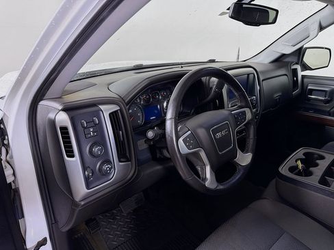Used 2017 GMC Sierra 1500 SLE w/ SLE Value Package AWD/4WD image 10