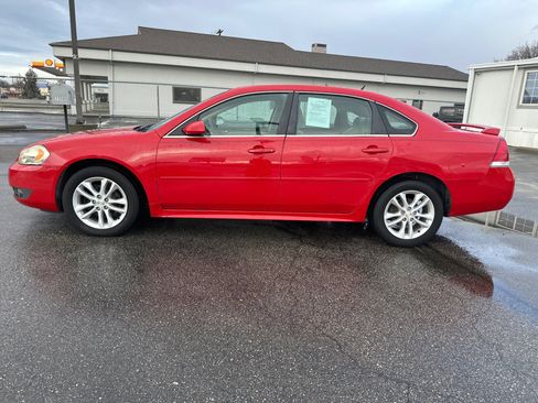 Used 2010 Chevrolet Impala LT image 2