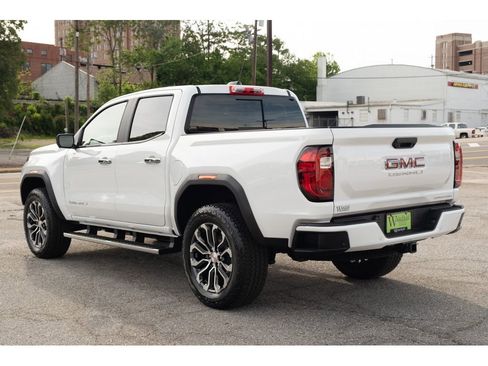 New 2026 GMC Canyon Denali image 6
