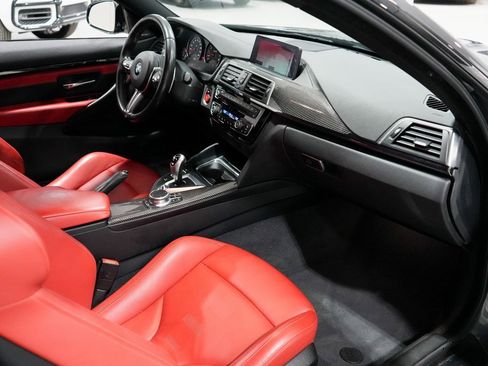 Used 2020 BMW M4 Coupe w/ Competition Package image 20