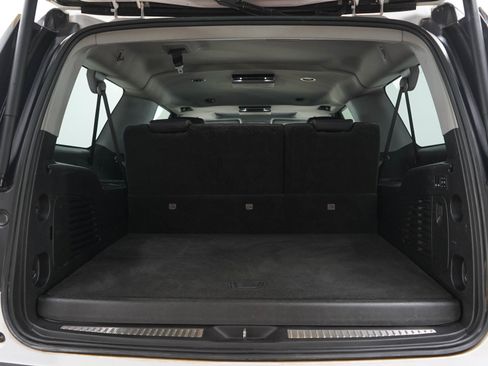 Used 2019 GMC Yukon XL SLT AWD/4WD image 17