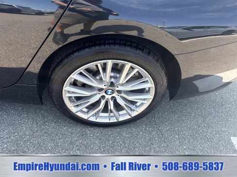 Used 2023 BMW 330i xDrive Sedan w/ Driving Assistance Package AWD/4WD image 13