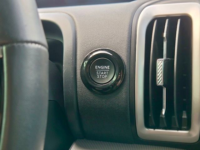 Used 2025 Ford Expedition Active AWD/4WD image 24