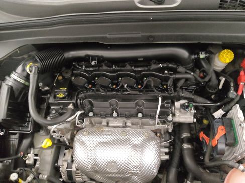 Used 2021 Jeep Renegade Latitude w/ Sun & Sound Group FWD image 30