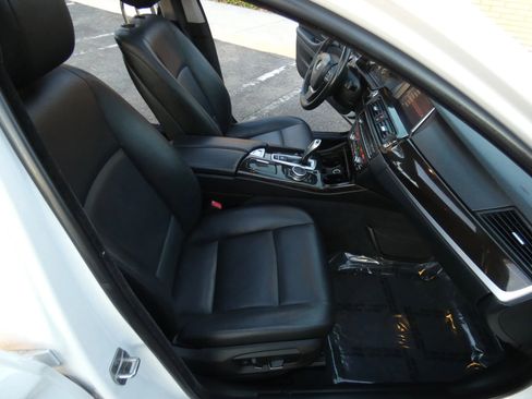 Used 2015 BMW 535i Sedan image 28