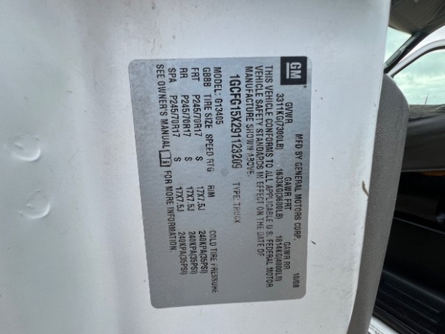 Used 2009 Chevrolet Express 1500 RWD image 9
