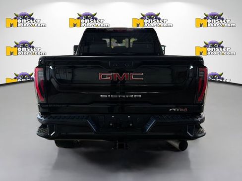 Used 2025 GMC Sierra 2500 AT4 w/ AT4 Premium Plus Package image 5