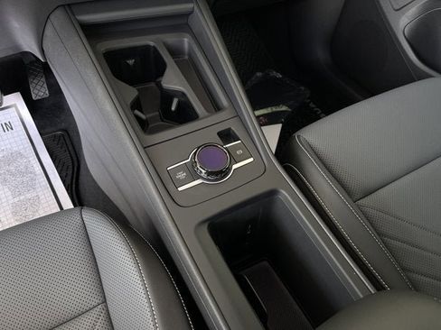 New 2026 Volkswagen Tiguan SE R-Line image 17