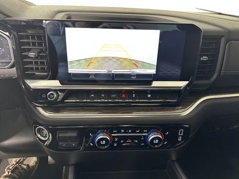 Used 2022 GMC Sierra 1500 Elevation image 22